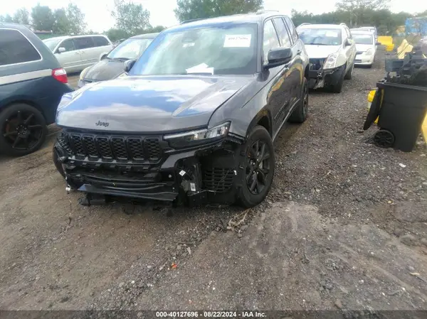 1C4RJHAG5RC222625 2024 JEEP GRAND CHEROKEE - Image 2