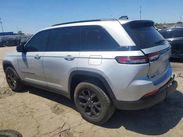 1C4RJHAG5RC238999 2024 JEEP GRAND CHEROKEE - Image 2