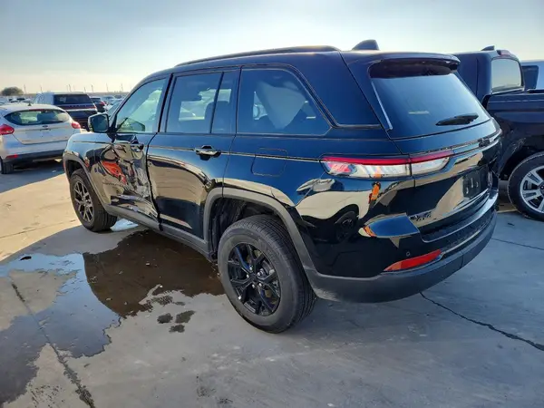 1C4RJHAG5S8703578 2025 JEEP GRAND CHEROKEE - Image 2