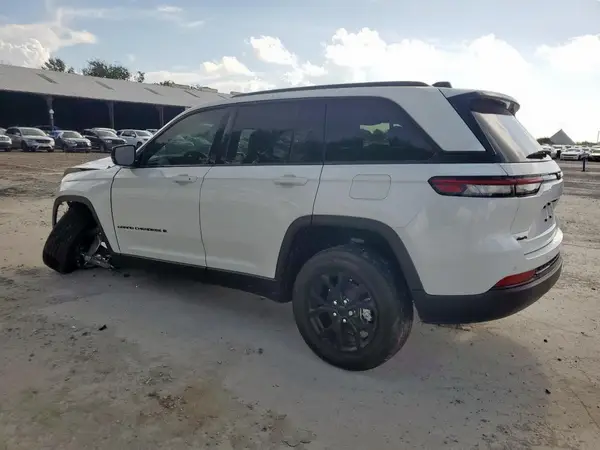 1C4RJHAG5SC264668 2025 JEEP GRAND CHEROKEE - Image 2
