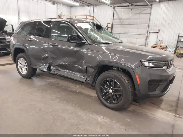 1C4RJHAG5SC278876 2025 JEEP GRAND CHEROKEE - Image 1