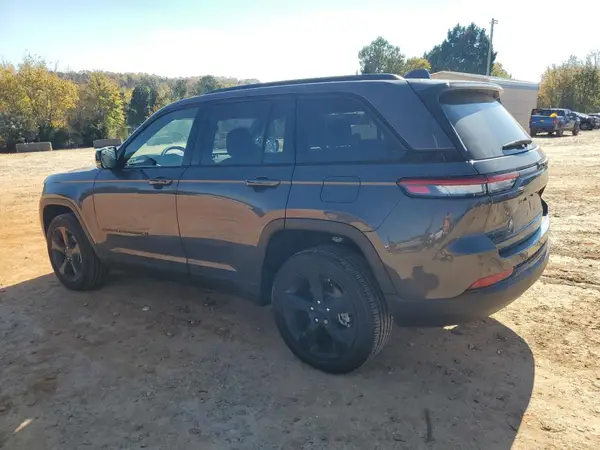 1C4RJHAG5SC311374 2025 JEEP GRAND CHEROKEE - Image 2