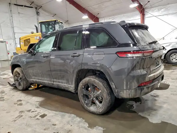 1C4RJHAG5SC327302 2025 JEEP GRAND CHEROKEE - Image 2