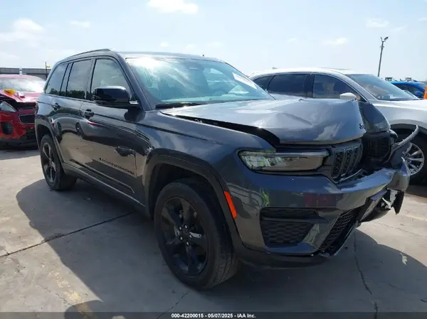 1C4RJHAG6PC546003 2023 JEEP GRAND CHEROKEE - Image 1
