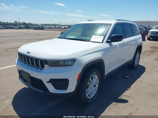 1C4RJHAG6PC549094 2023 JEEP GRAND CHEROKEE - Image 2