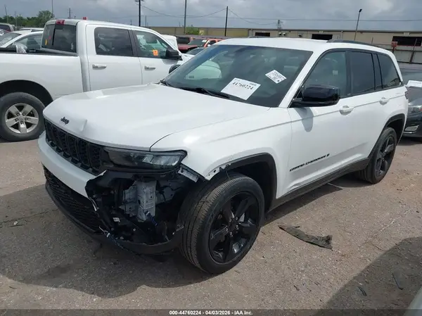 1C4RJHAG6PC570141 2023 JEEP GRAND CHEROKEE - Image 2