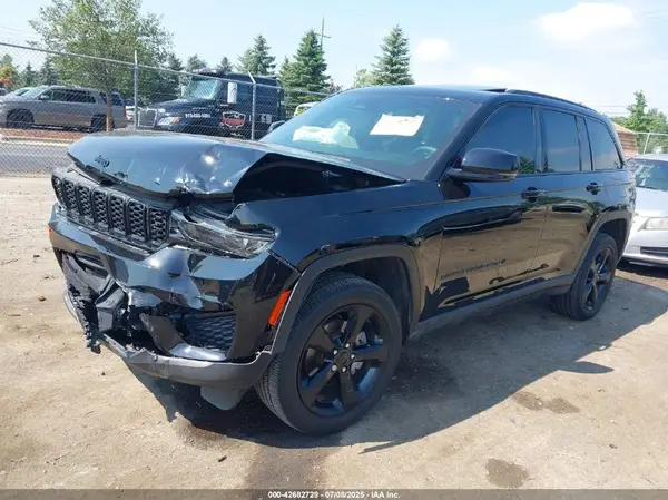 1C4RJHAG6PC595296 2023 JEEP GRAND CHEROKEE - Image 2