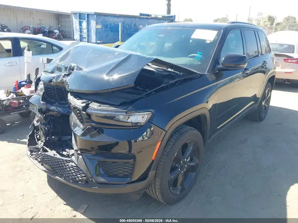 1C4RJHAG6PC661345 2023 JEEP GRAND CHEROKEE - Image 2