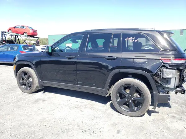1C4RJHAG6R8946147 2024 JEEP GRAND CHEROKEE - Image 2