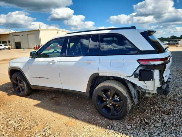 1C4RJHAG6SC264534 2025 JEEP GRAND CHEROKEE - Image 2