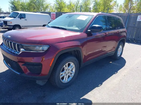 1C4RJHAG7PC514533 2023 JEEP GRAND CHEROKEE - Image 2