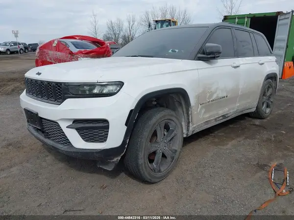 1C4RJHAG7PC519778 2023 JEEP GRAND CHEROKEE - Image 2