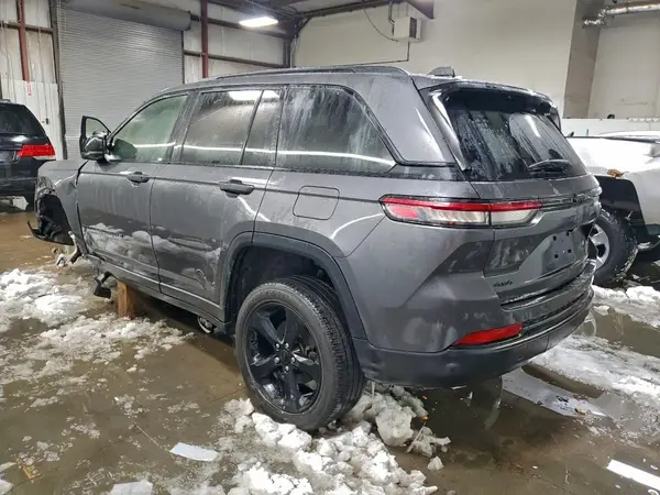 1C4RJHAG7PC547905 2023 JEEP GRAND CHEROKEE - Image 2