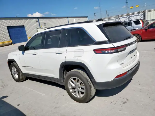 1C4RJHAG7PC570620 2023 JEEP GRAND CHEROKEE - Image 2