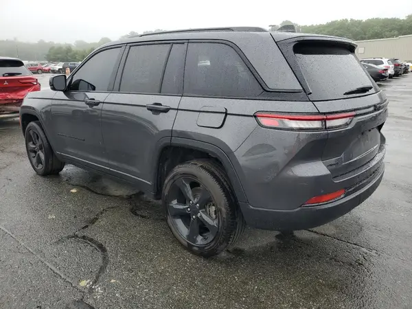 1C4RJHAG7PC644330 2023 JEEP GRAND CHEROKEE - Image 2