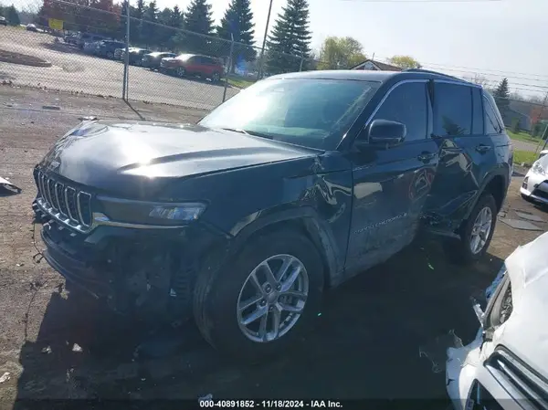 1C4RJHAG7R8570736 2024 JEEP GRAND CHEROKEE - Image 2