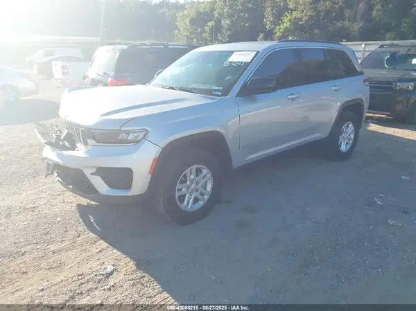 1C4RJHAG7RC151590 2024 JEEP GRAND CHEROKEE - Image 2