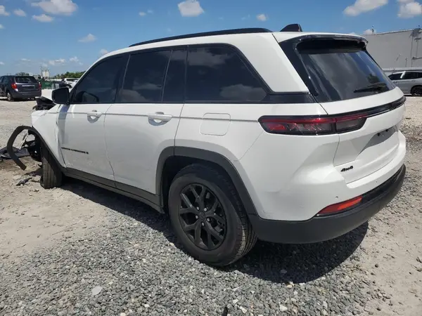 1C4RJHAG7RC230578 2024 JEEP GRAND CHEROKEE - Image 2