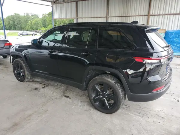 1C4RJHAG7RC231455 2024 JEEP GRAND CHEROKEE - Image 2