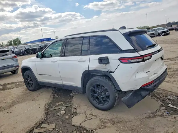 1C4RJHAG7RC243380 2024 JEEP GRAND CHEROKEE - Image 2