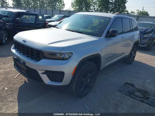 1C4RJHAG7RC250345 2024 JEEP GRAND CHEROKEE - Image 2
