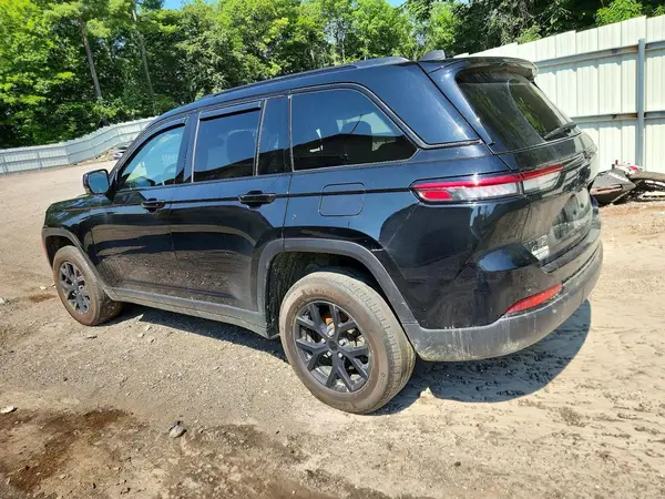 1C4RJHAG7RC261314 2024 JEEP GRAND CHEROKEE - Image 2