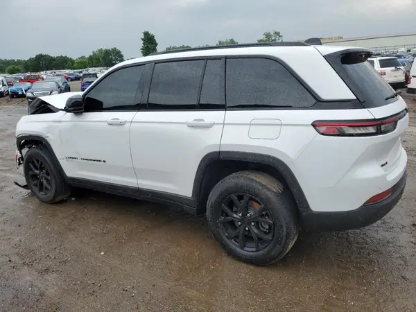 1C4RJHAG7RC261748 2024 JEEP GRAND CHEROKEE - Image 2