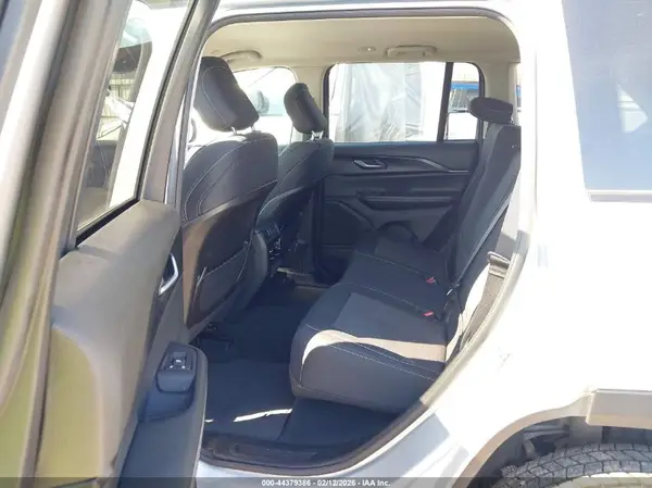 1C4RJHAG7RC696737 2024 JEEP GRAND CHEROKEE - Image 8