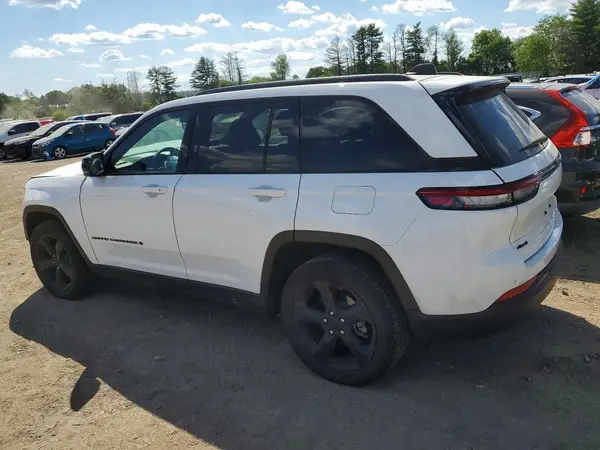 1C4RJHAG7RC701659 2024 JEEP GRAND CHEROKEE - Image 2