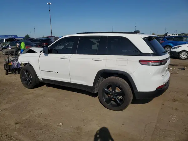 1C4RJHAG7SC275400 2025 JEEP GRAND CHEROKEE - Image 2