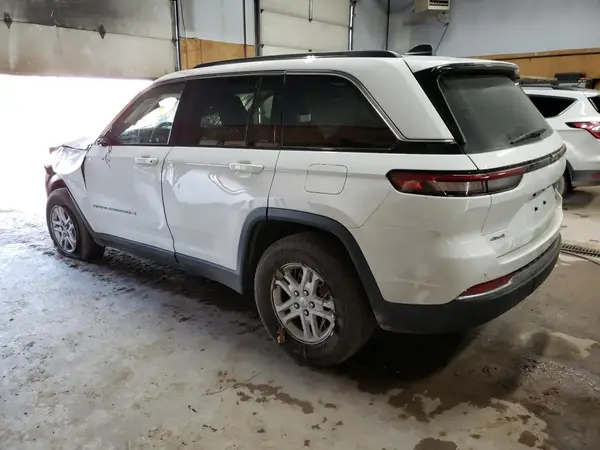 1C4RJHAG8N8573817 2022 JEEP GRAND CHEROKEE - Image 2