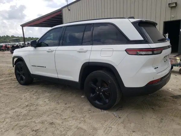 1C4RJHAG8N8606623 2022 JEEP GRAND CHEROKEE - Image 2