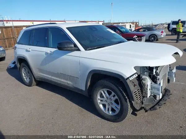 1C4RJHAG8PC576314 2023 JEEP GRAND CHEROKEE - Image 1