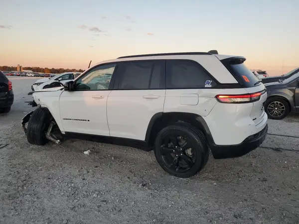 1C4RJHAG8PC659208 2023 JEEP GRAND CHEROKEE - Image 2