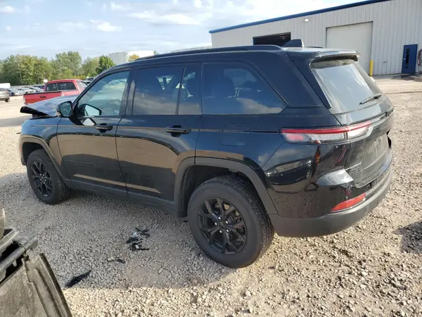 1C4RJHAG8R8588274 2024 JEEP GRAND CHEROKEE - Image 2