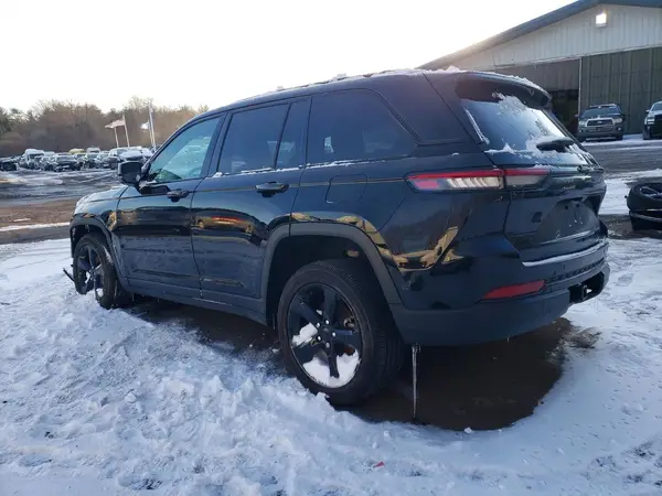 1C4RJHAG8RC216642 2024 JEEP GRAND CHEROKEE - Image 2