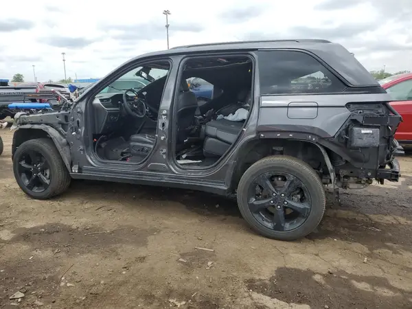 1C4RJHAG8RC228855 2024 JEEP GRAND CHEROKEE - Image 2
