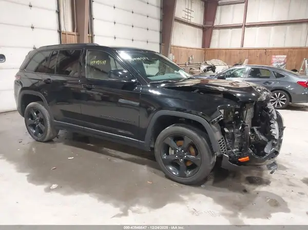 1C4RJHAG8RC684385 2024 JEEP GRAND CHEROKEE - Image 1