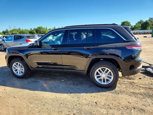 1C4RJHAG8S8740950 2025 JEEP GRAND CHEROKEE - Image 2