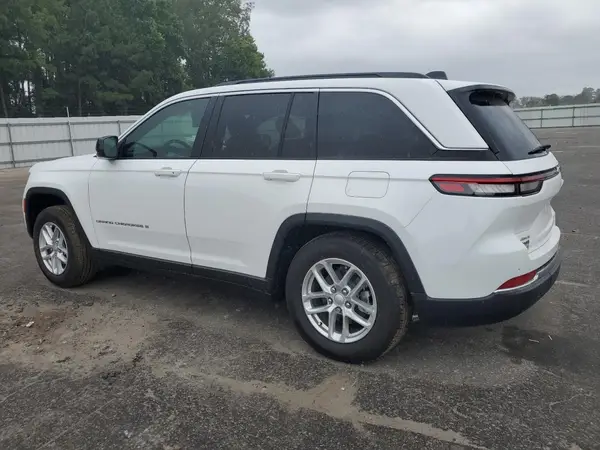 1C4RJHAG8SC273803 2025 JEEP GRAND CHEROKEE - Image 2