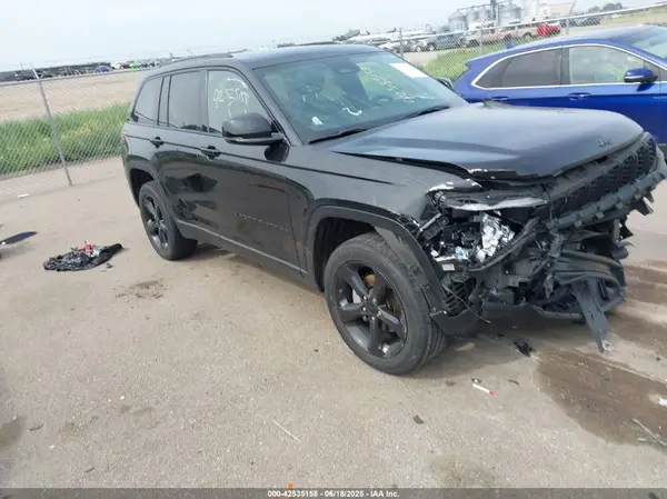 1C4RJHAG9N8582753 2022 JEEP GRAND CHEROKEE - Image 1
