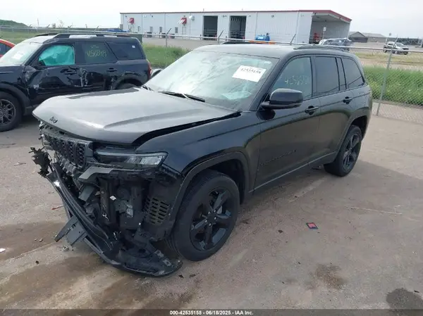 1C4RJHAG9N8582753 2022 JEEP GRAND CHEROKEE - Image 2