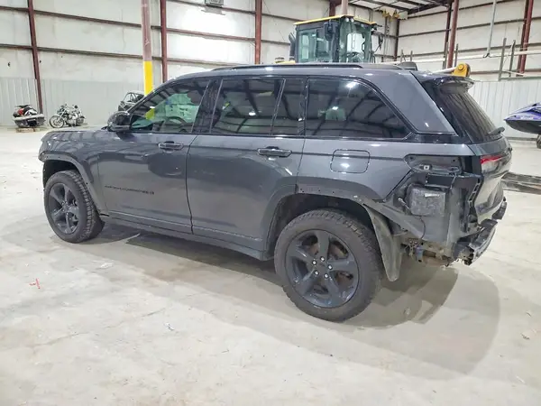 1C4RJHAG9P8765752 2023 JEEP GRAND CHEROKEE - Image 2