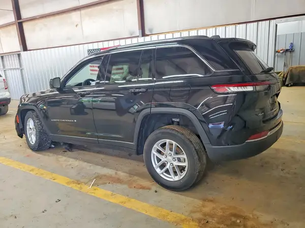 1C4RJHAG9PC507745 2023 JEEP GRAND CHEROKEE - Image 2