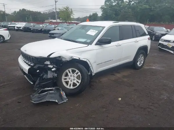 1C4RJHAG9PC548456 2023 JEEP GRAND CHEROKEE - Image 2