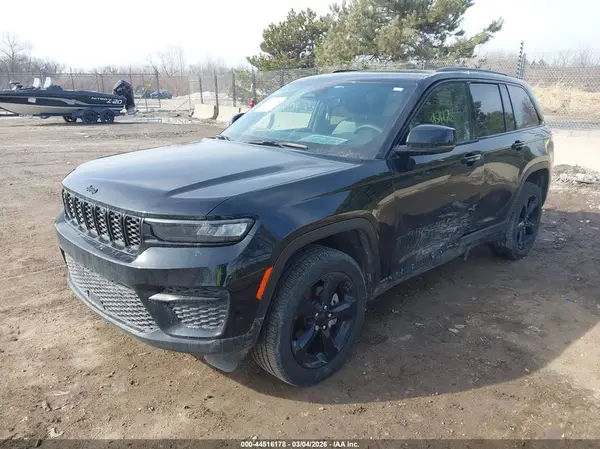 1C4RJHAG9PC557173 2023 JEEP GRAND CHEROKEE - Image 2