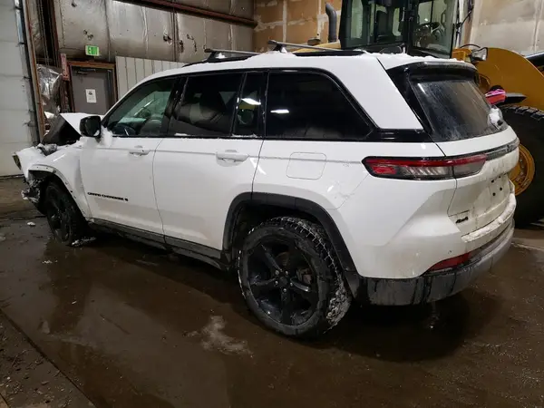 1C4RJHAG9RC122933 2024 JEEP GRAND CHEROKEE - Image 2