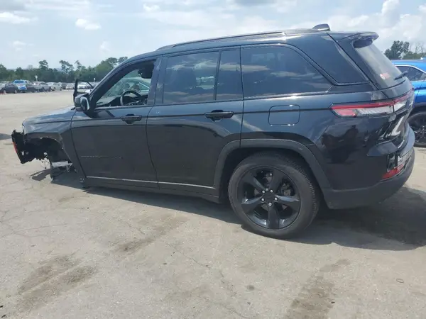 1C4RJHAG9RC247513 2024 JEEP GRAND CHEROKEE - Image 2