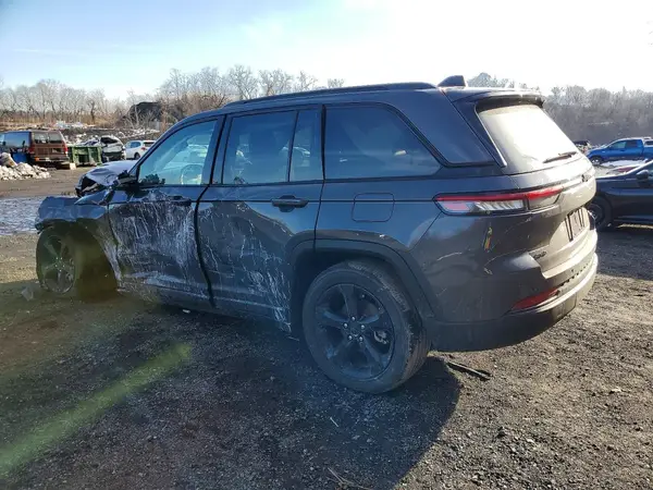 1C4RJHAG9RC256793 2024 JEEP GRAND CHEROKEE - Image 2