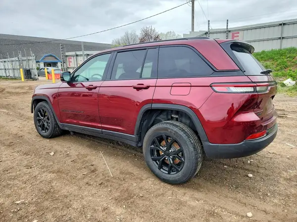 1C4RJHAG9SC357693 2025 JEEP GRAND CHEROKEE - Image 2